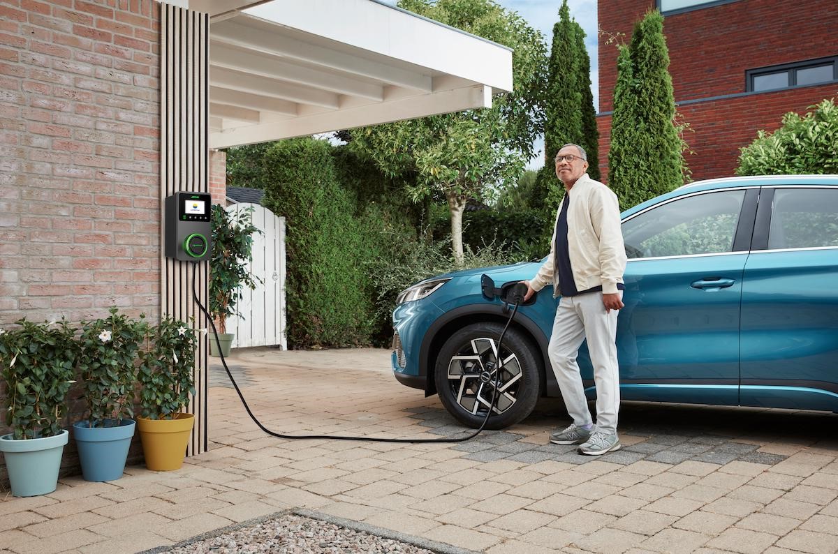 Vattenfall beloont elektrische rijders met vergoeding per thuisgeladen kWh