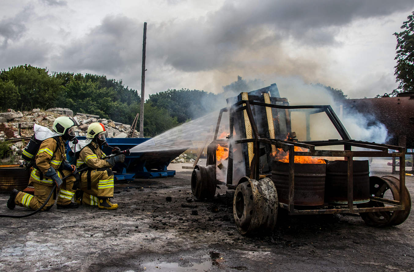 Anogas en het veilig omgaan met lithium brand blussen